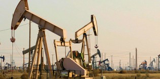 Cuts in US oil, gas drilling lower industrial production for 5th straight month