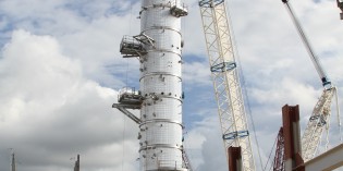 Fluor completes tallest lift on Chevron Gulf Coast petrochemicals project
