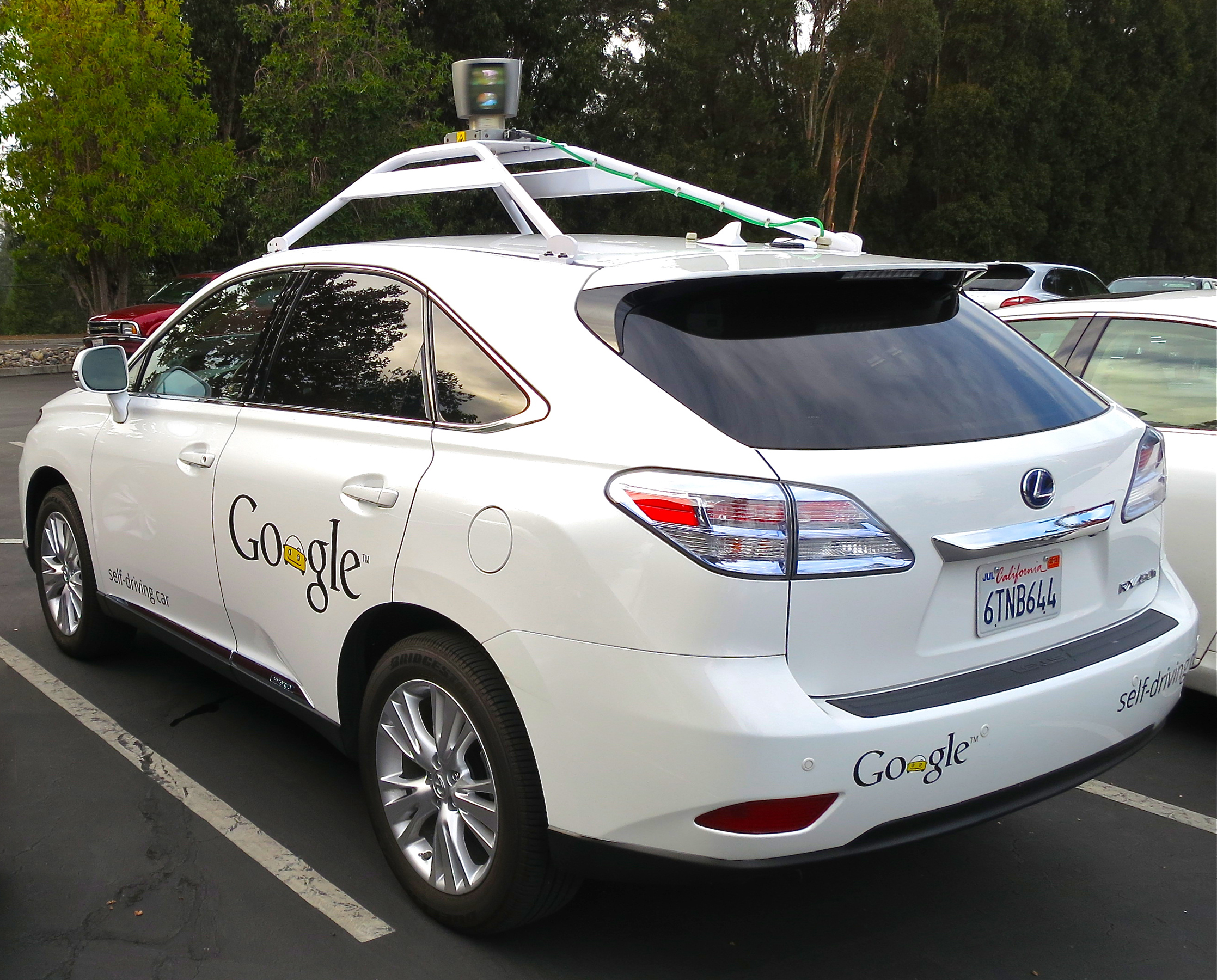 Self driving vehicle sales set to reach 21 Million globally by 2035, IHS Says