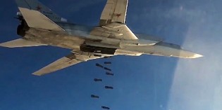 Suspected Russian airstrikes on Daesh fuel market in Syrian village kill and wound dozens