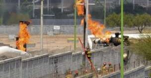 Crowds attack Mexico pipelines, steal diesel fuel with buckets