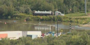 Husky oil spill started day before crews arrived: Company