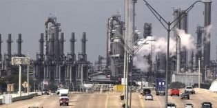 Surprise US gasoline stock build crimps refiner margins