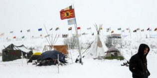 Governor orders Dakota Access pipeline site protesters to evacuate