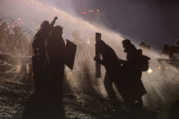Jim Carr’s promise to unleash police on violent Trans Mountain protesters not same as Standing Rock response