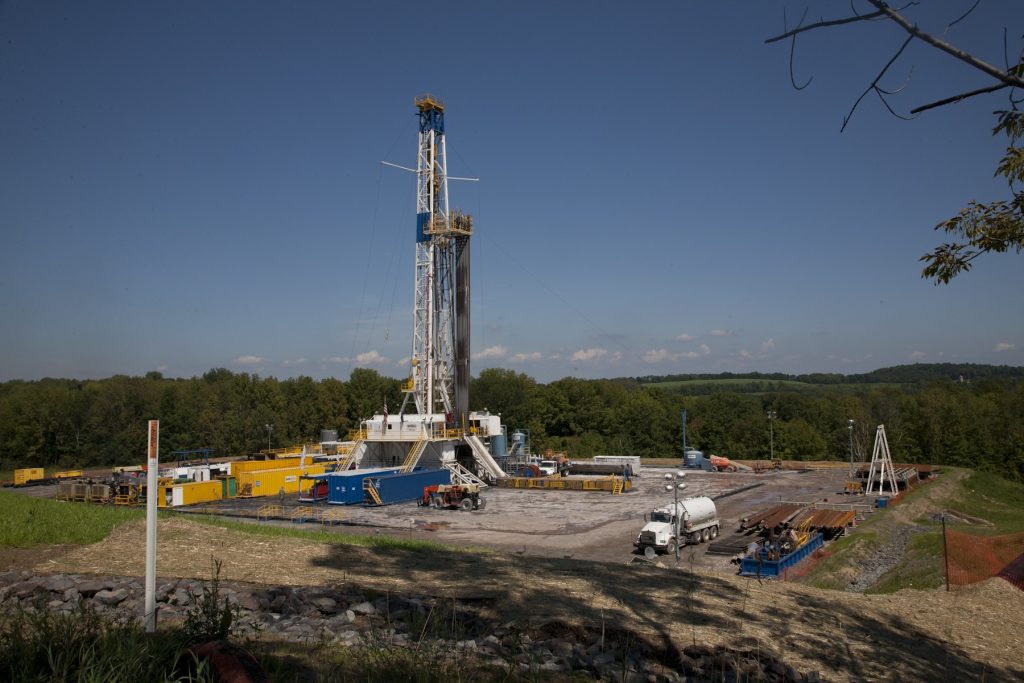 New study finds fracking brings ‘enormous benefits’ to local economies