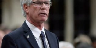 Jim Carr apologizes for pipeline protests remark