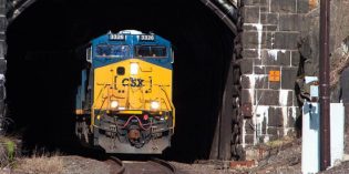CSX CEO hopeful for U.S. economy in 2017 and that Trump can help
