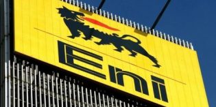 Nigeria court orders temporary forfeiture of Shell, Eni oilfield in corruption probe