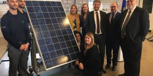 Alberta government launches bidding for renewable energy program