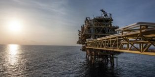 Petronas pitches $1 billion stake in offshore gas project