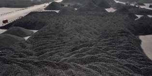 China coal production falls as country seeks carbon emissions cut, clean air