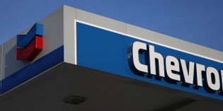 Chevron posts first money losing quarter since 2002