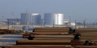 Saudi Arabia crude sales to Asia up, pressuring rivals