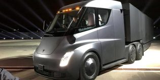 DHL orders 10 Tesla Semi electric trucks for use on shorter routes