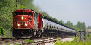 CNR supports CanaPux pilot project to ship solid bitumen by rail
