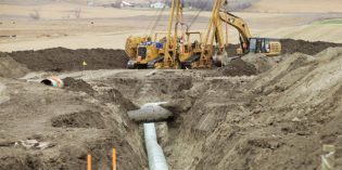 Dakota Access Pipeline oil spill response plan ordered by US judge